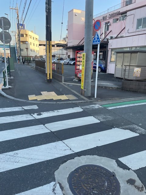 OKストア東側の横断歩道（対策実施後）