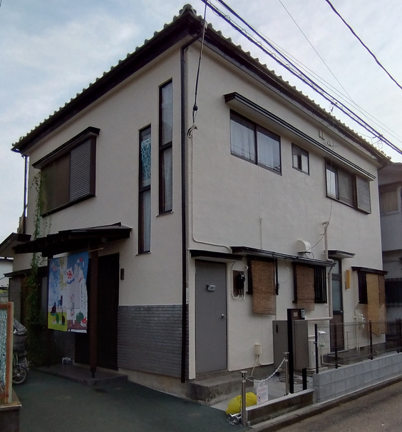 写真：はなのめ保育室　外観