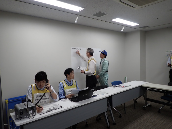写真：現地本部訓練状況