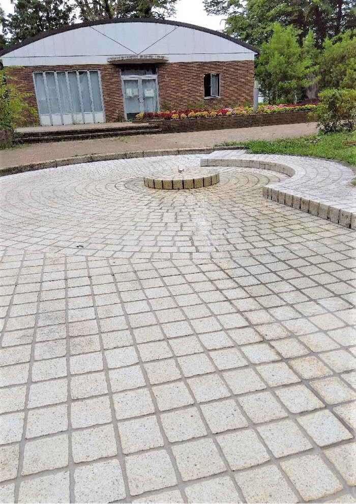 諏訪の森公園の水遊び場の写真