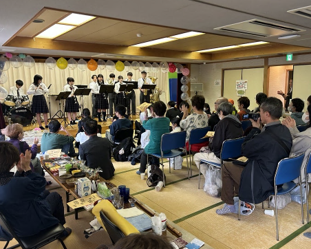 立川国際中等教育学校吹奏楽部の演奏