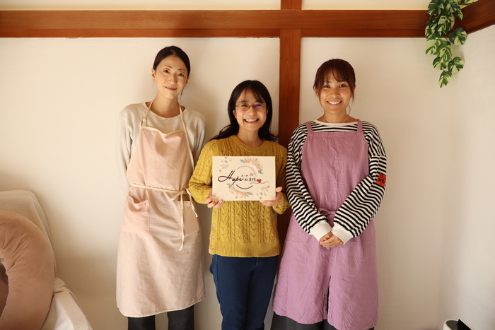 写真：スタッフ3名