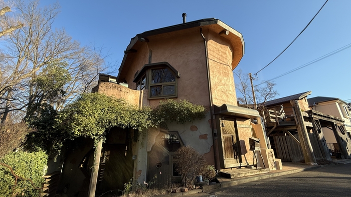 写真：ロバハウス