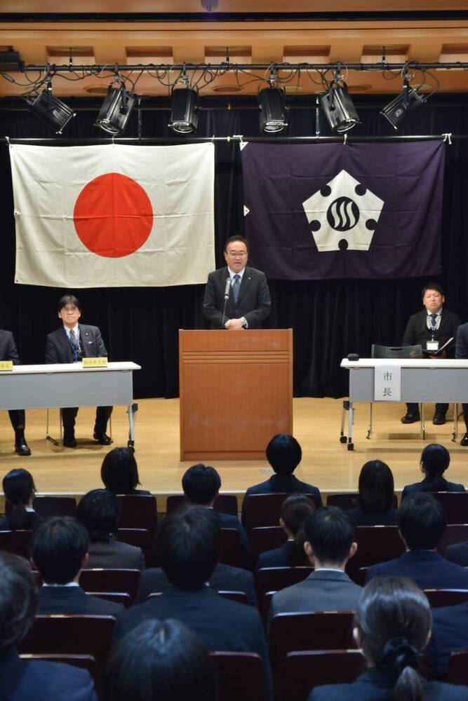 新任教職員辞令伝達式での市長挨拶