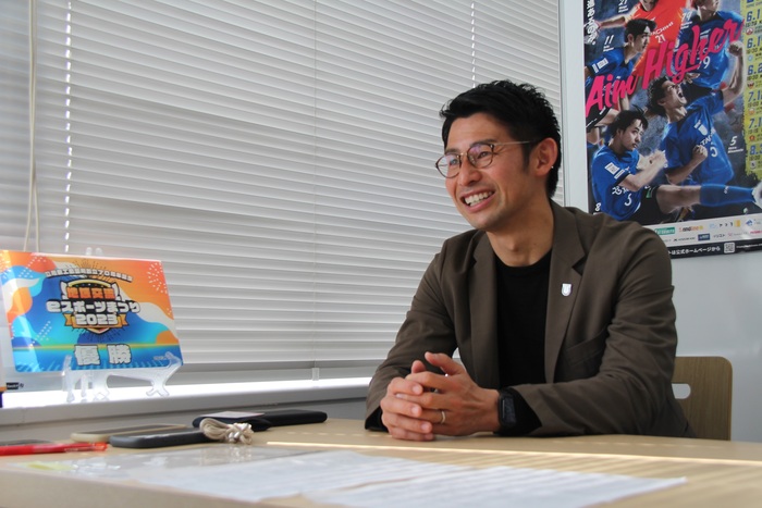 皆本晃さんへのインタビュー写真