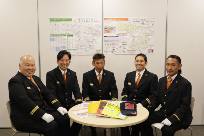 左から吉岡寬彦副団長　中嶋和義副団長　宿谷豊団長　杉本直敏副団長　金子倫康副団長