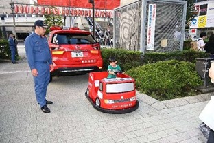 消防車両展示の画像