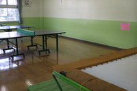 遊戯室です。卓球台が2つとトランポリンがあります。